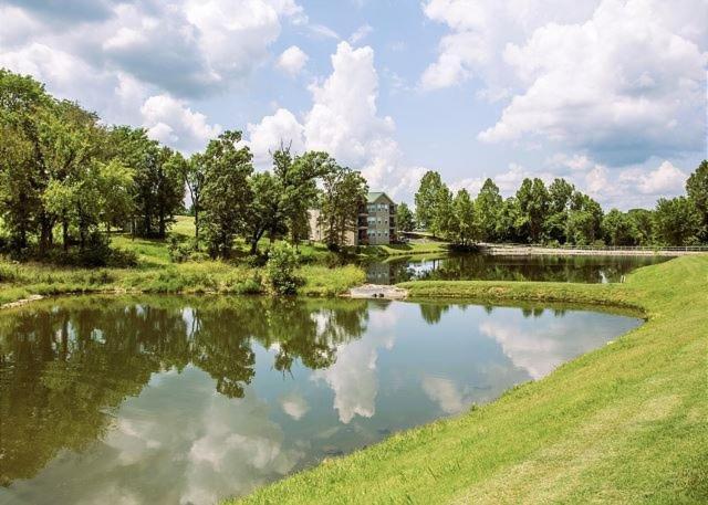 West Rockford Condo 140 Branson Bagian luar foto
